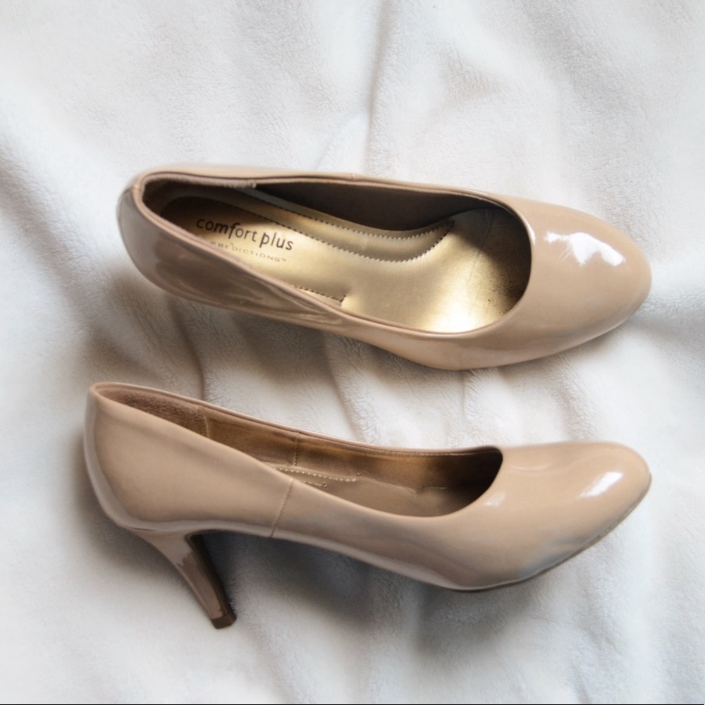 Nude Pumps Size 8